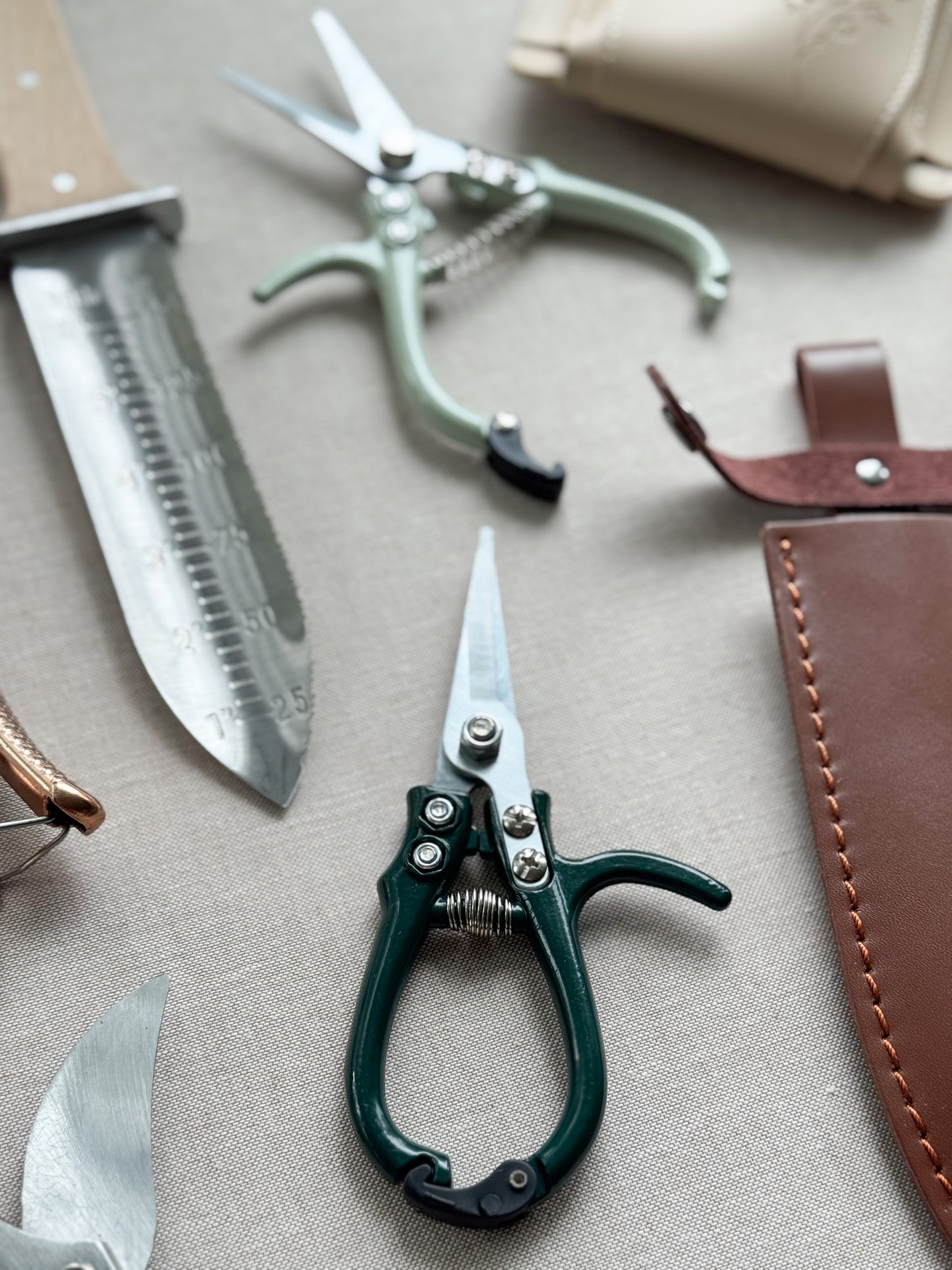 Wood Handle Hori Hori Knife