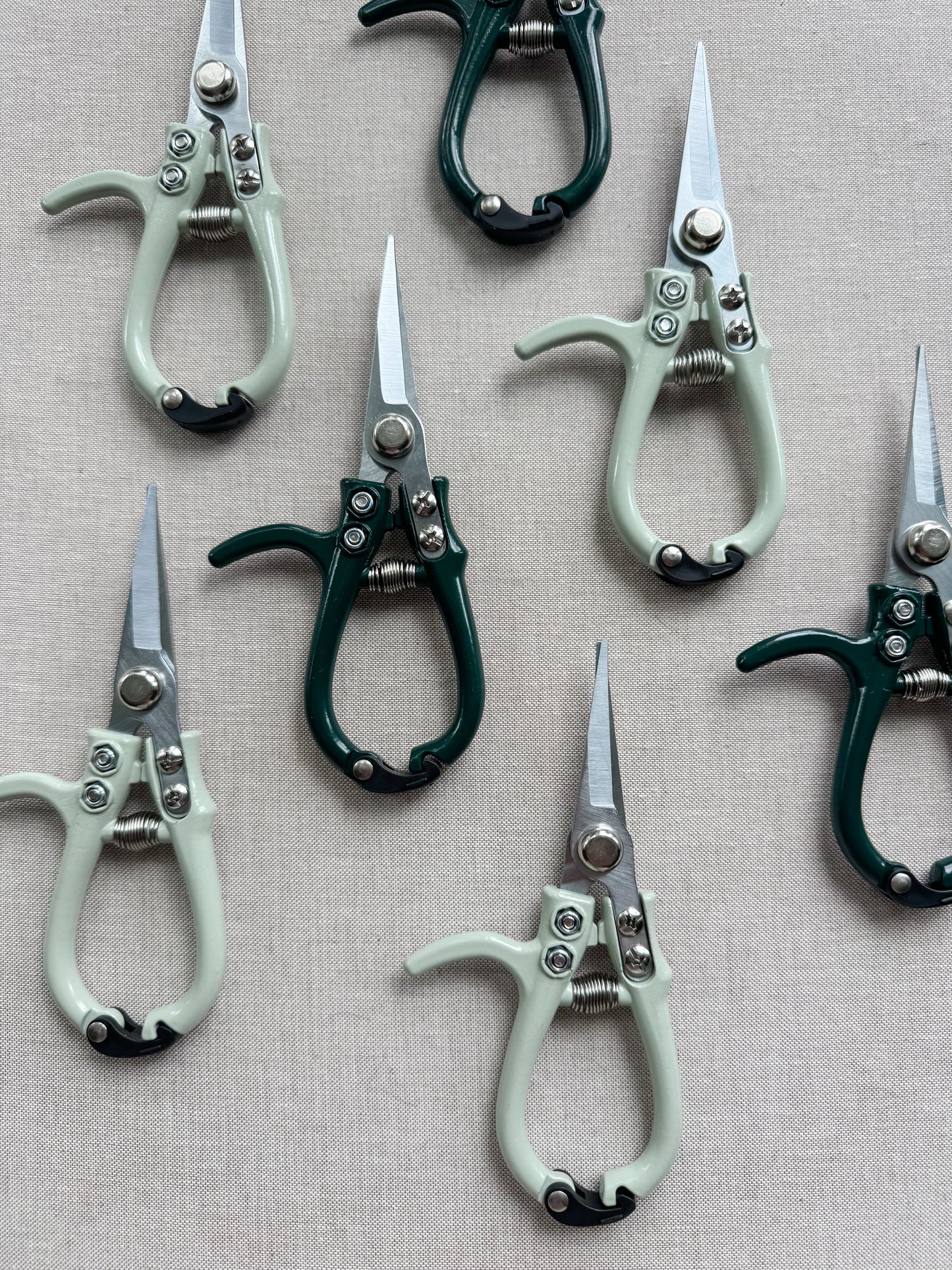 Moss Green Mini Pointed Garden Shear