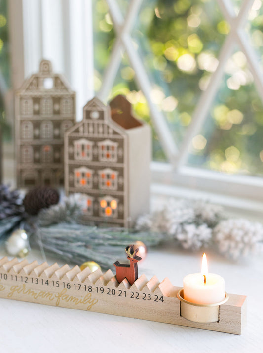 Traveling Rudolf Advent Calendar