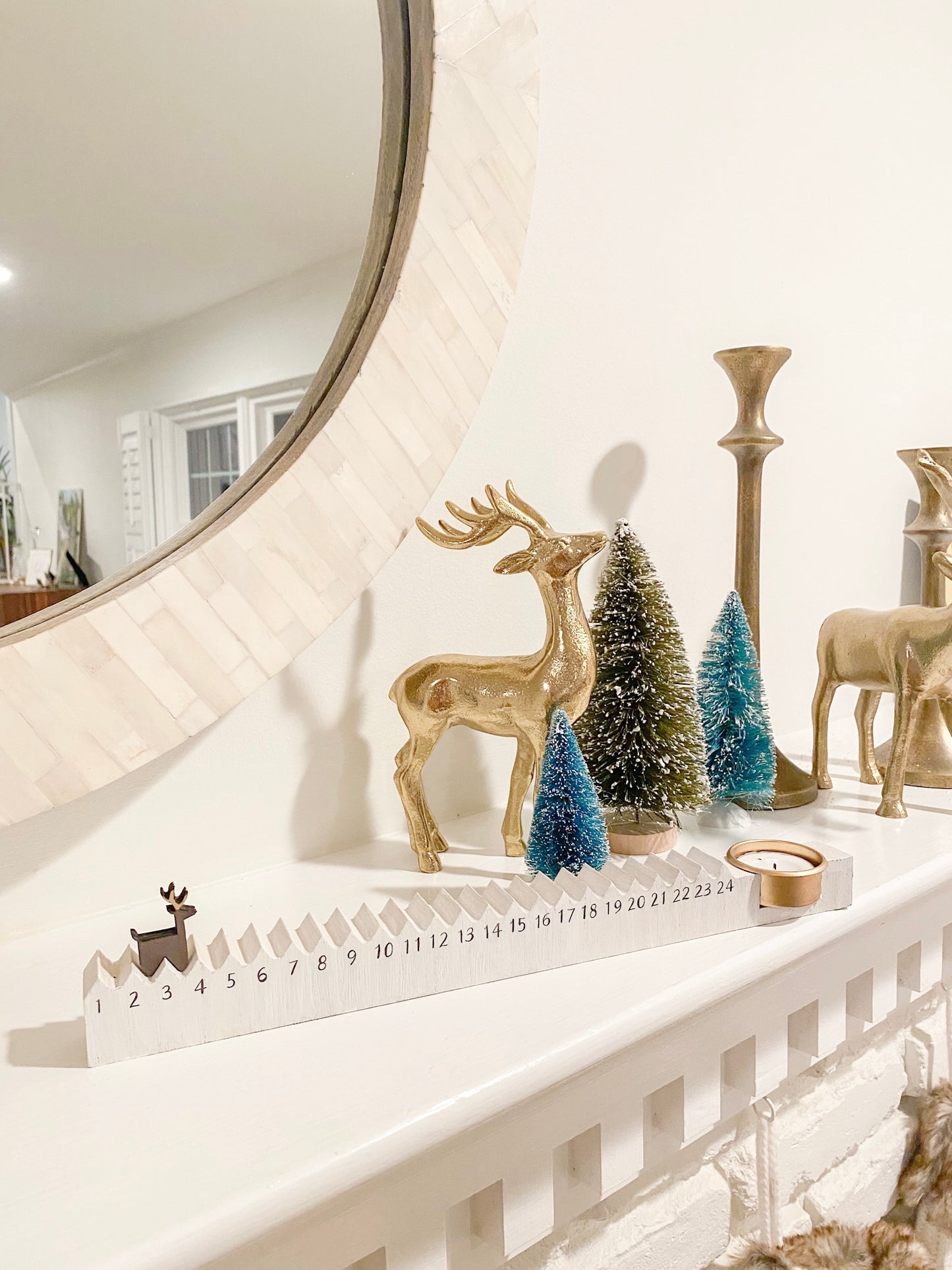 Traveling Rudolf Advent Calendar